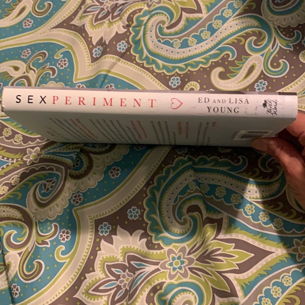 Sexperiment Book - Picture 4 of 5